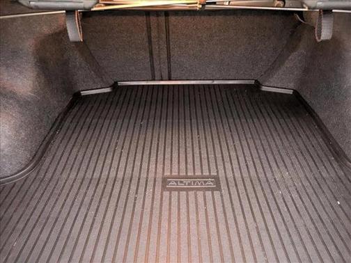 2022 Nissan Altima SR FWD