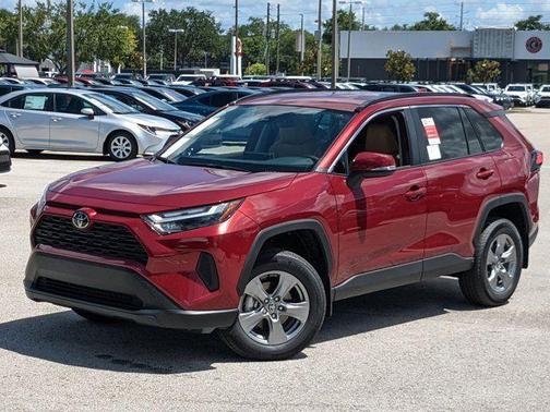 2025 Toyota RAV4 XLE