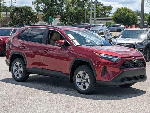 2025 Toyota RAV4 XLE