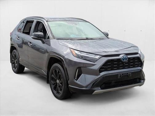 2022 Toyota RAV4 Hybrid SE
