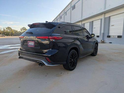 2023 Toyota Highlander XSE