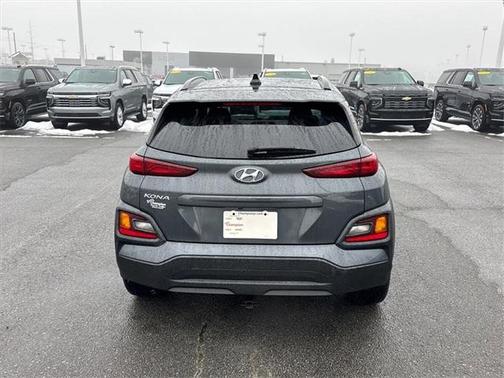 2021 Hyundai KONA SEL Plus