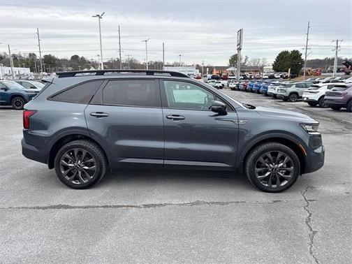 2022 Kia Sorento X-Line EX