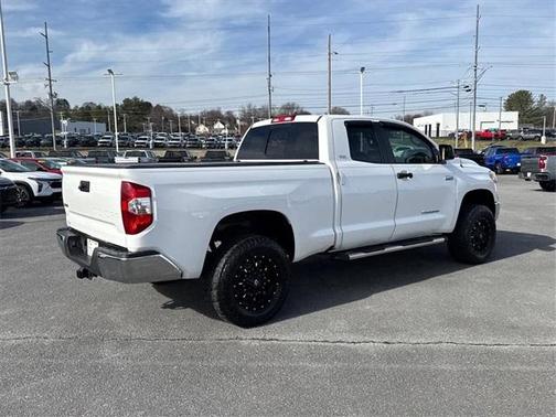2014 Toyota Tundra SR