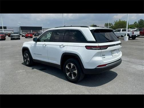 2022 Jeep Grand Cherokee 4xe Base