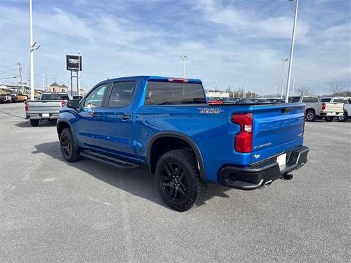 2022 Chevrolet Silverado 1500 Custom Trail Boss