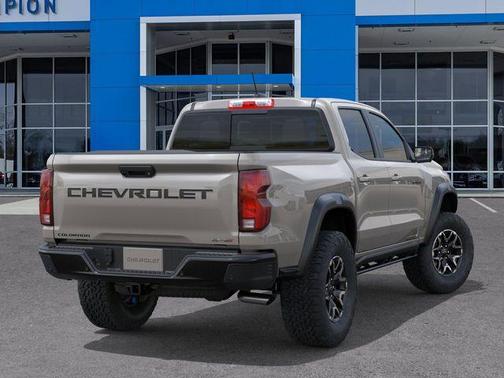 White 2026 Chevrolet Colorado ZR2