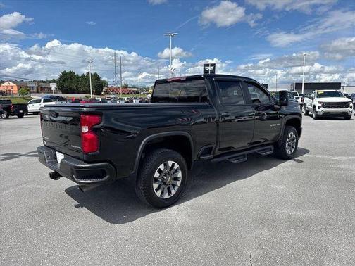 Black 2024 Chevrolet Silverado 2500 Custom
