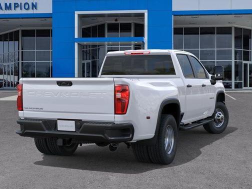 Summit White 2026 Chevrolet Silverado 3500 WT