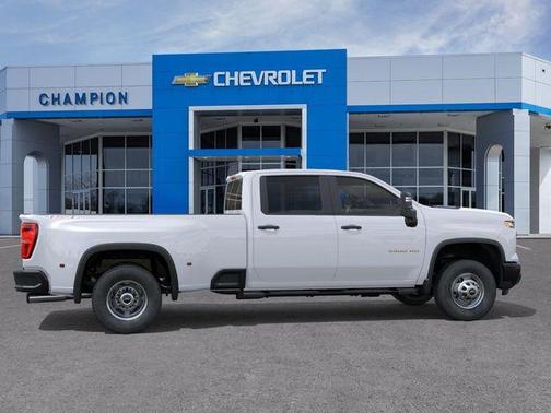 Summit White 2026 Chevrolet Silverado 3500 WT