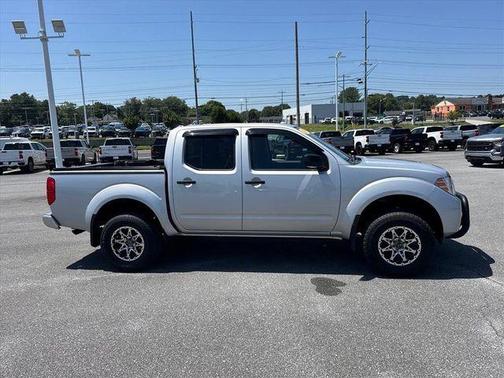 Brilliant Silver 2013 Nissan Frontier SV
