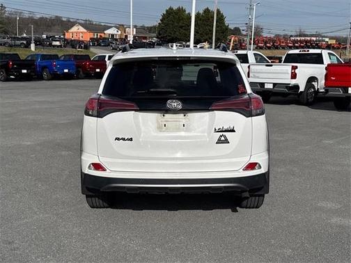 2018 Toyota RAV4 Adventure