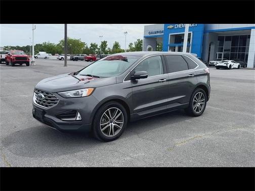 2020 Ford Edge Titanium