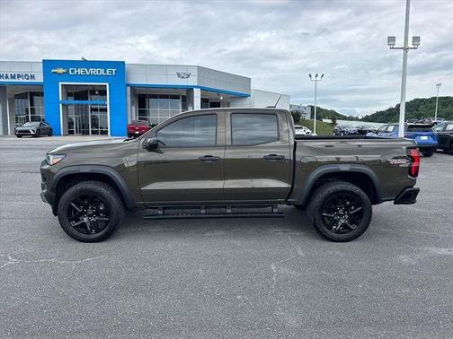 Bronze Metallic 2025 Chevrolet Colorado Trail Boss