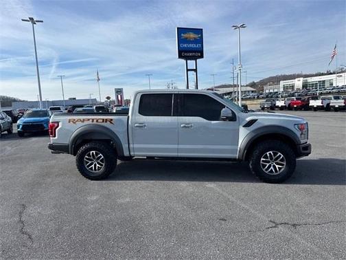 2017 Ford F-150 Raptor