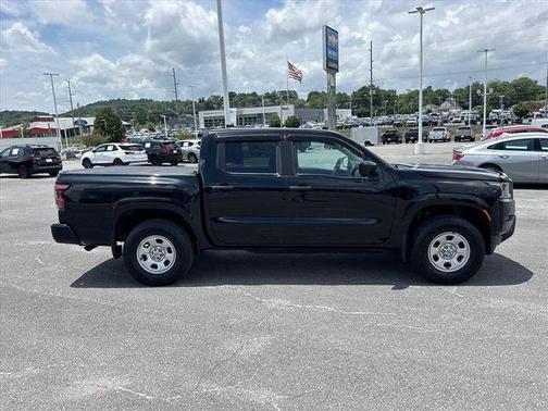 Black 2022 Nissan Frontier S