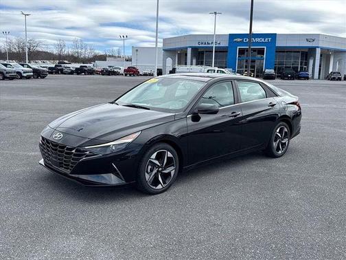 2021 Hyundai ELANTRA SEL