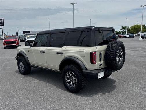 Desert Sand 2025 Ford Bronco Badlands