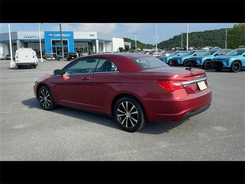 2013 Chrysler 200 S