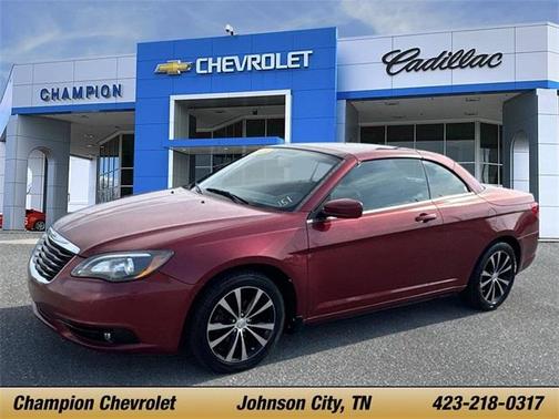 2013 Chrysler 200 S
