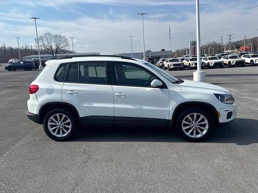 2018 Volkswagen Tiguan Limited 2.0T