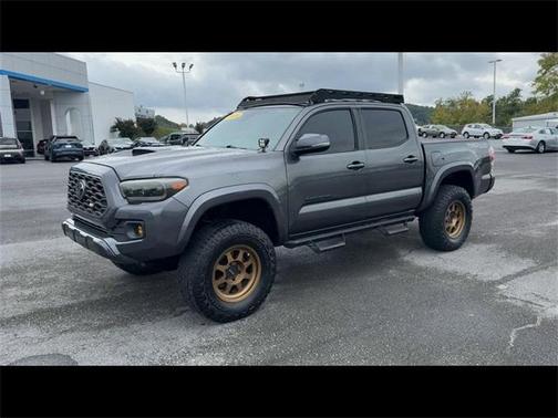 2020 Toyota Tacoma TRD Sport
