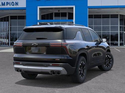 Black Metallic 2027 Chevrolet Traverse Z71