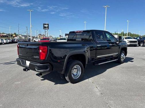 Black 2024 Chevrolet Silverado 3500 High Country