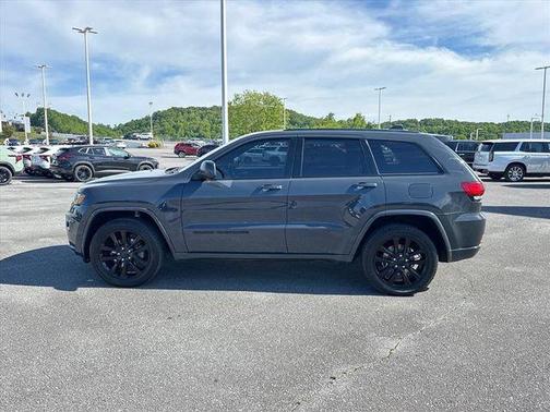 Rhino Clearcoat 2017 Jeep Grand Cherokee Altitude