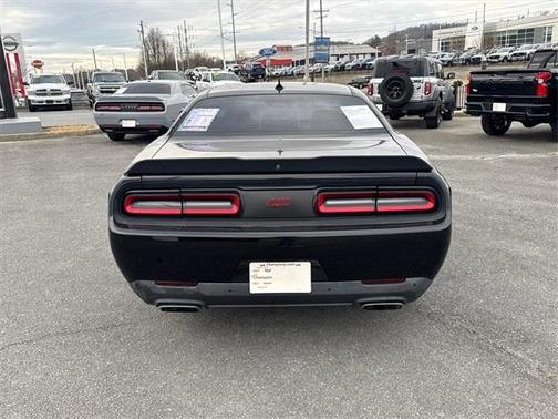 2016 Dodge Challenger R/T Scat Pack