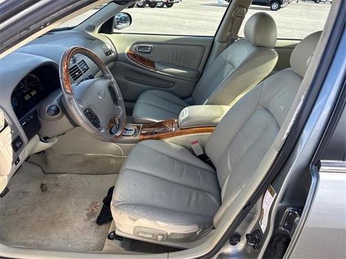 2004 INFINITI I35 Luxury