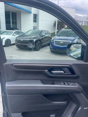 Onyx Black 2025 GMC Yukon Elevation