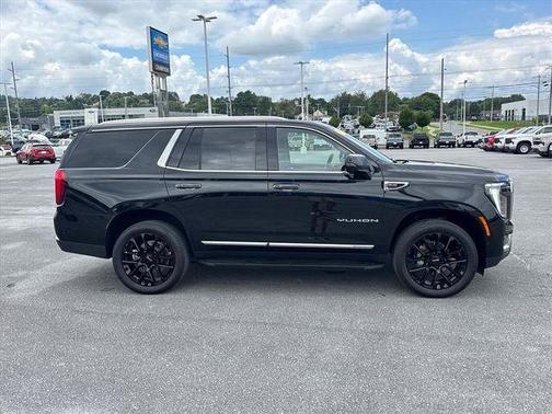 Onyx Black 2025 GMC Yukon Elevation