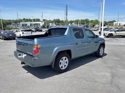 Blue 2006 Honda Ridgeline RTL