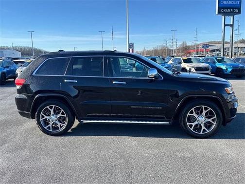 2020 Jeep Grand Cherokee Overland