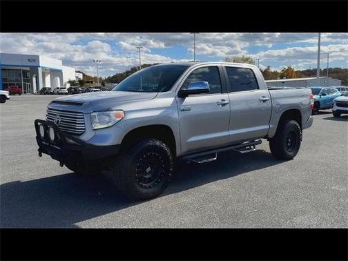 2017 Toyota Tundra Platinum