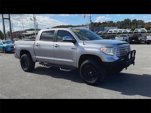 2017 Toyota Tundra Platinum
