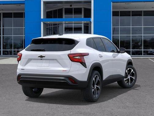 Summit White 2026 Chevrolet Trax 1RS