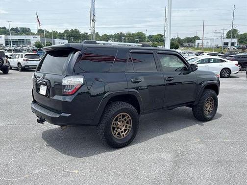 Midnight Black Metallic 2022 Toyota 4Runner SR5 Premium