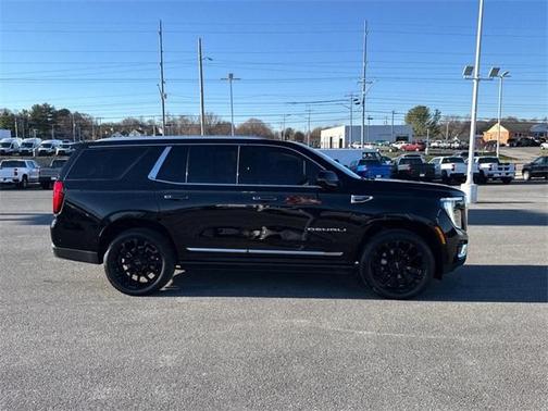 2025 GMC Yukon Denali