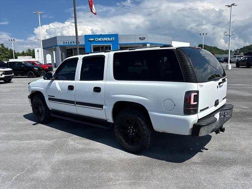 Summit White 2005 Chevrolet Suburban LS