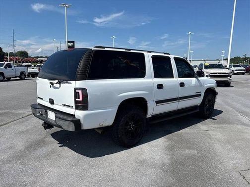 Summit White 2005 Chevrolet Suburban LS
