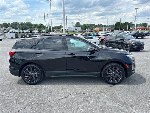 Black Metallic 2023 Chevrolet Equinox RS