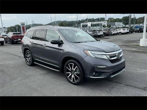 2019 Honda Pilot Touring 8-Passenger
