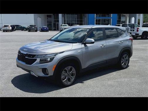 2025 Kia Seltos LX