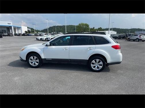 2011 Subaru Outback 2.5i