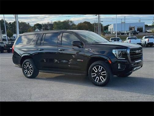 2024 GMC Yukon XL AT4