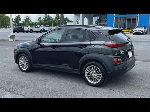 2021 Hyundai KONA SEL