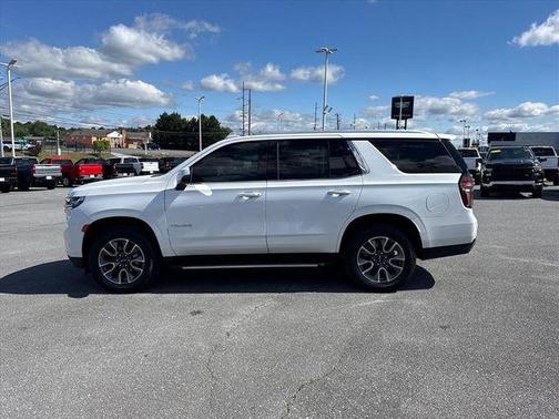 Pearl 2022 Chevrolet Tahoe LT