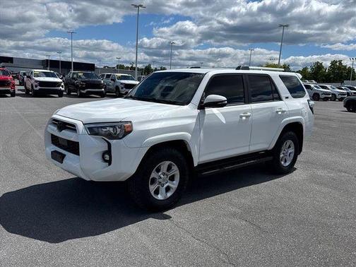 White 2022 Toyota 4Runner SR5 Premium